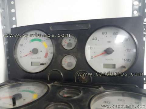 Photo of 2002 Nissan Atleon