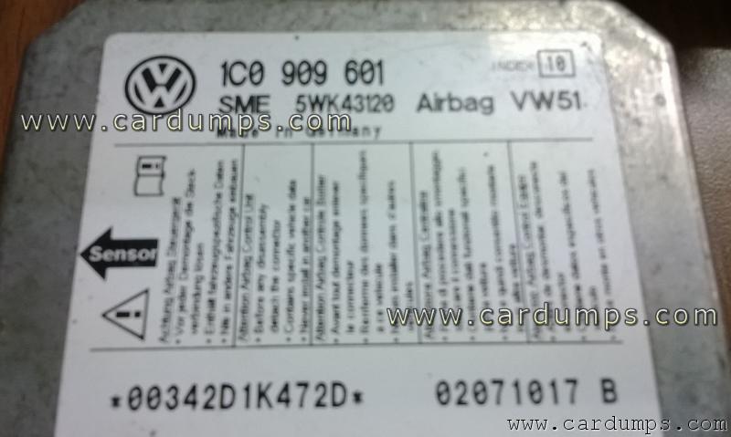 Volkswagen Jetta airbag 68HC08AZ32 1C0 909 601 Siemens 5WK43120