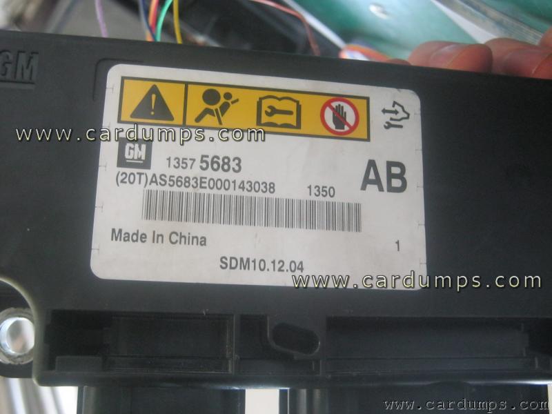 Opel Astra J airbag MAC7242 13575683
